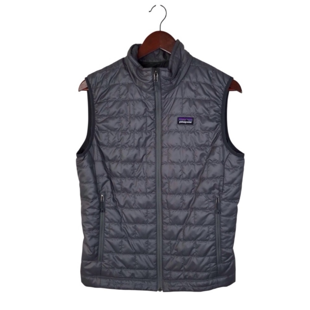 Patagonia Nano Puff Vest in Grey Size Small.
